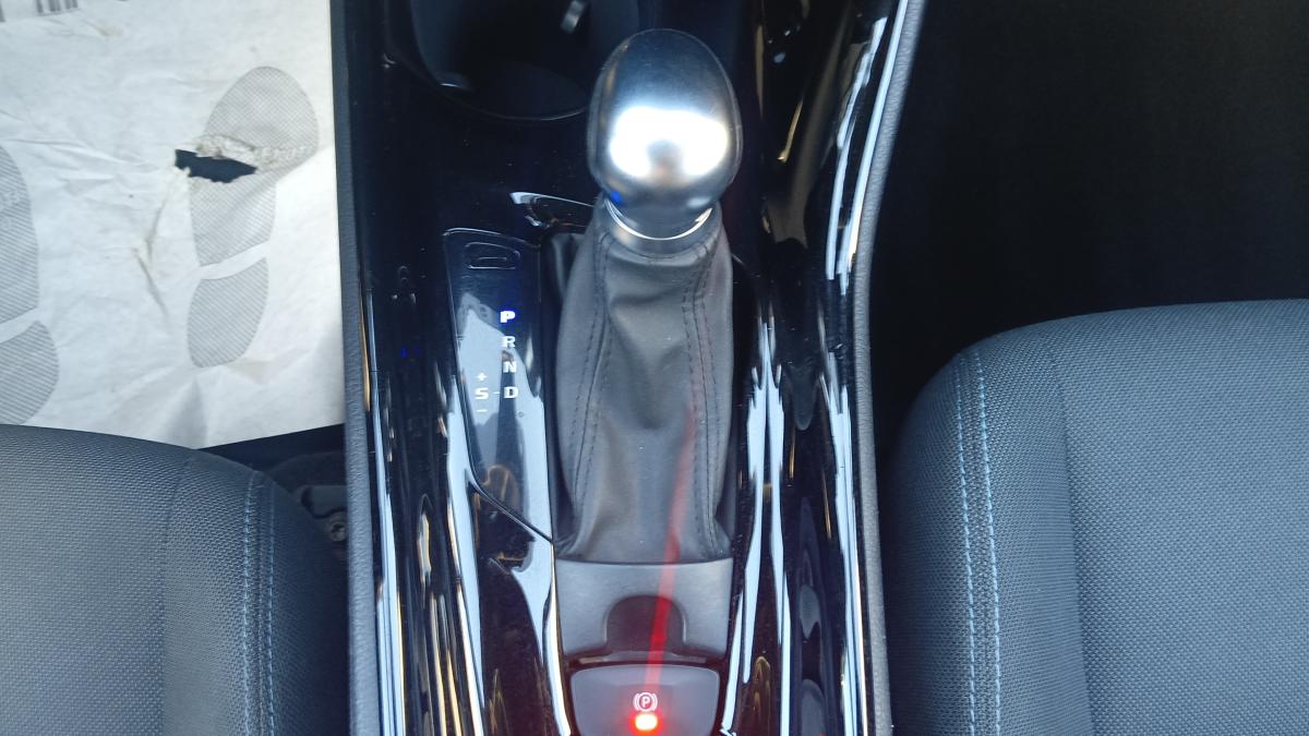 Toyota C-HR 2.0 Hybrid E-CVT Trend